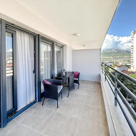 S'akvarel 4 - Private Garage Apartman *
