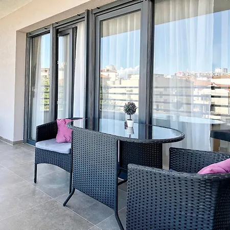 S'akvarel 4 - Private Garage Apartman